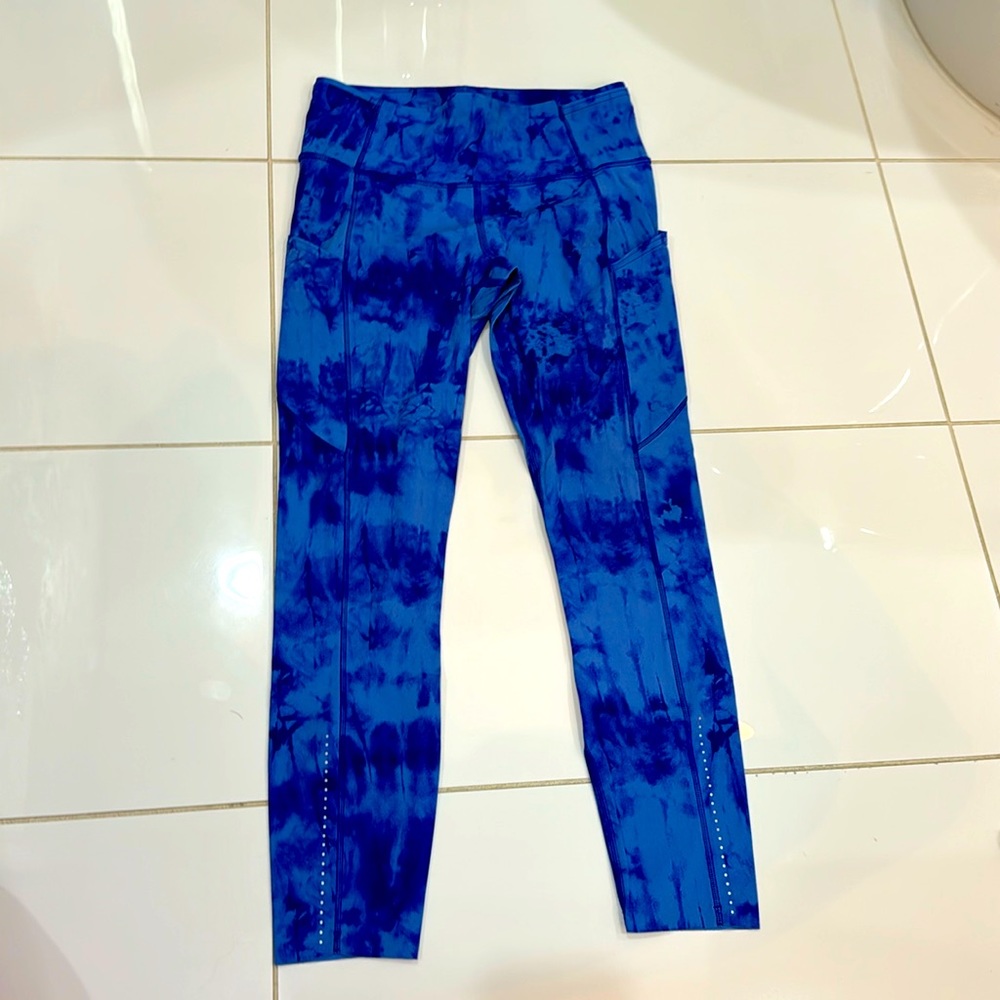 Lululemon fast and free